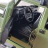 COL002.- Carro de Colección Camel Trophy Land Rover Defender 110 Escala 1:28